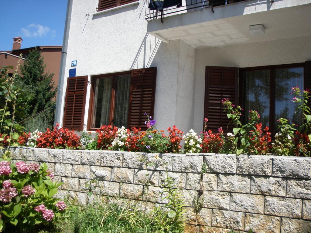 Apartments Katja Пореч Экстерьер фото