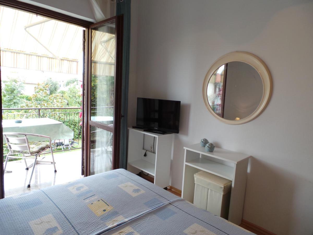 Apartments Katja Пореч Экстерьер фото